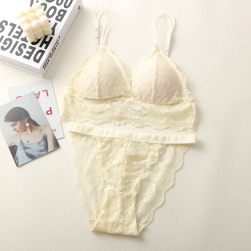 Floral Lace Bra And Panty Set Seamless Women Underwear Padded Bralette Female Intimates Transparent Bra Briefs Sexy Lingerie